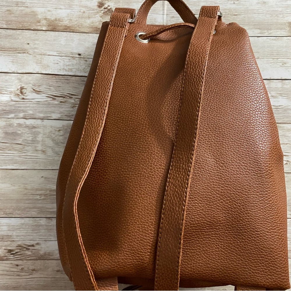 Women’s Leather Drawstring Backpack Brown - Picture 6 of 12